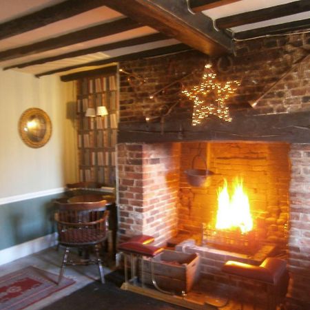 The Barleycorn Inn Collingbourne Ducis Exterior foto